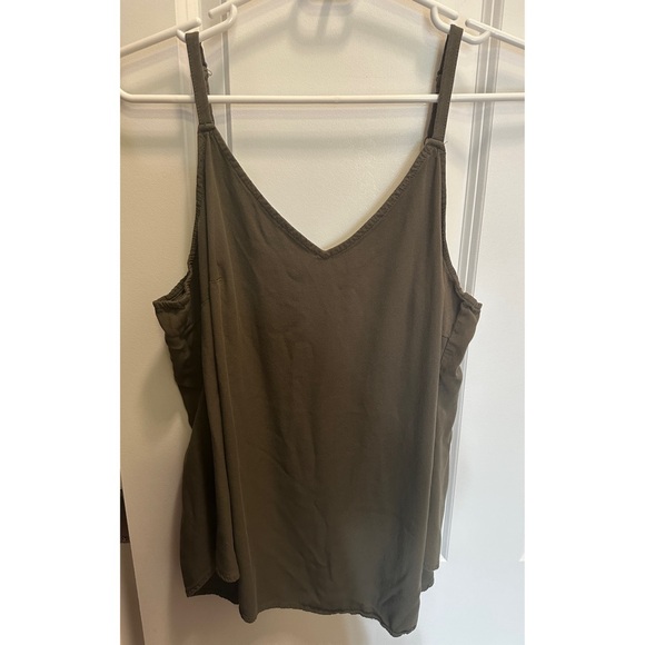 Ava stretch challis cami torrid size 00X olive tank - Picture 1 of 9